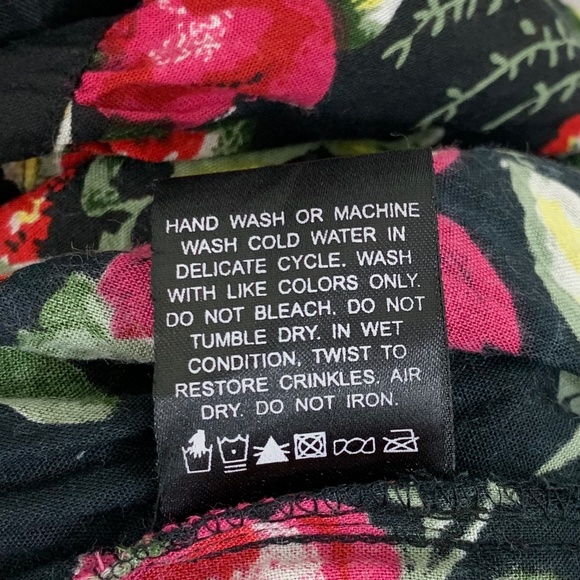 MAJORA | Summer Floral Crinkle Black Dress Size M - Picture 6 of 6